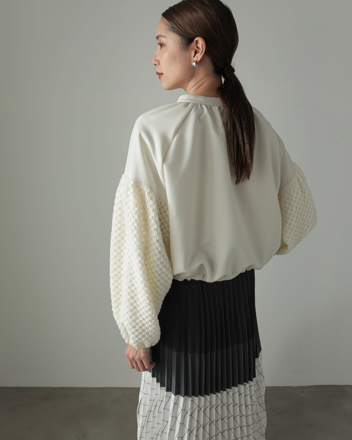 sleeve bulky blouse