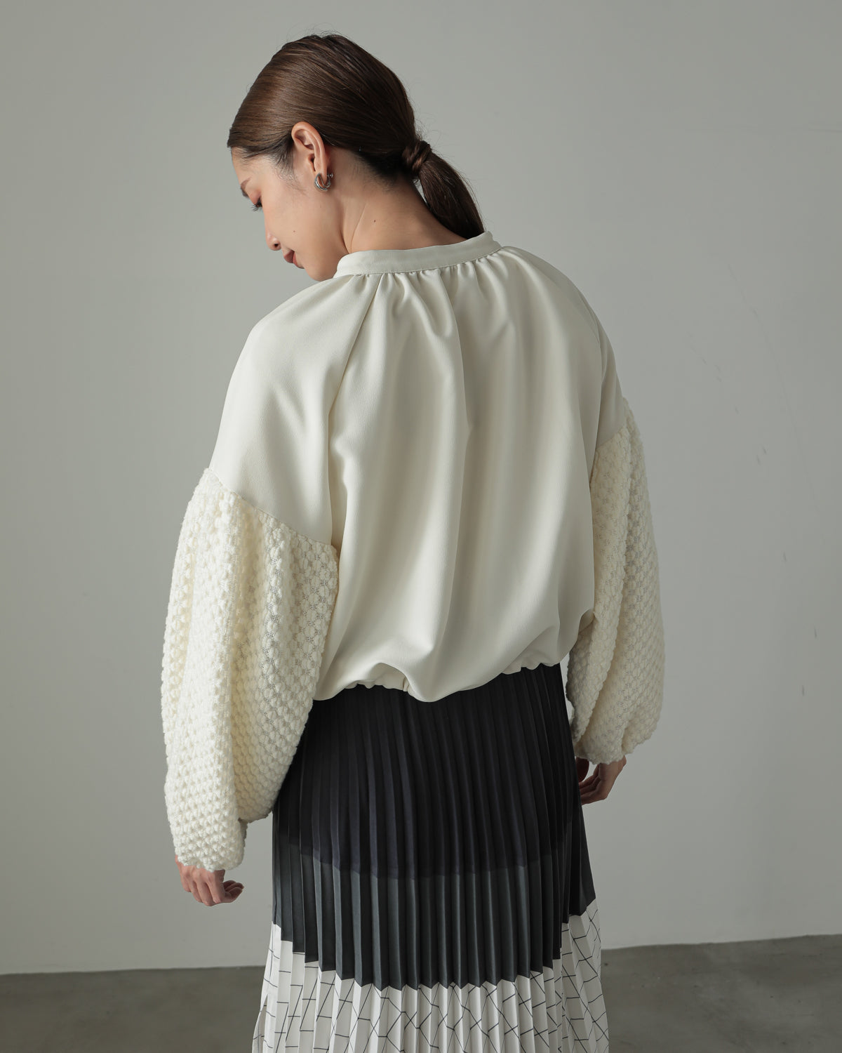 sleeve bulky blouse