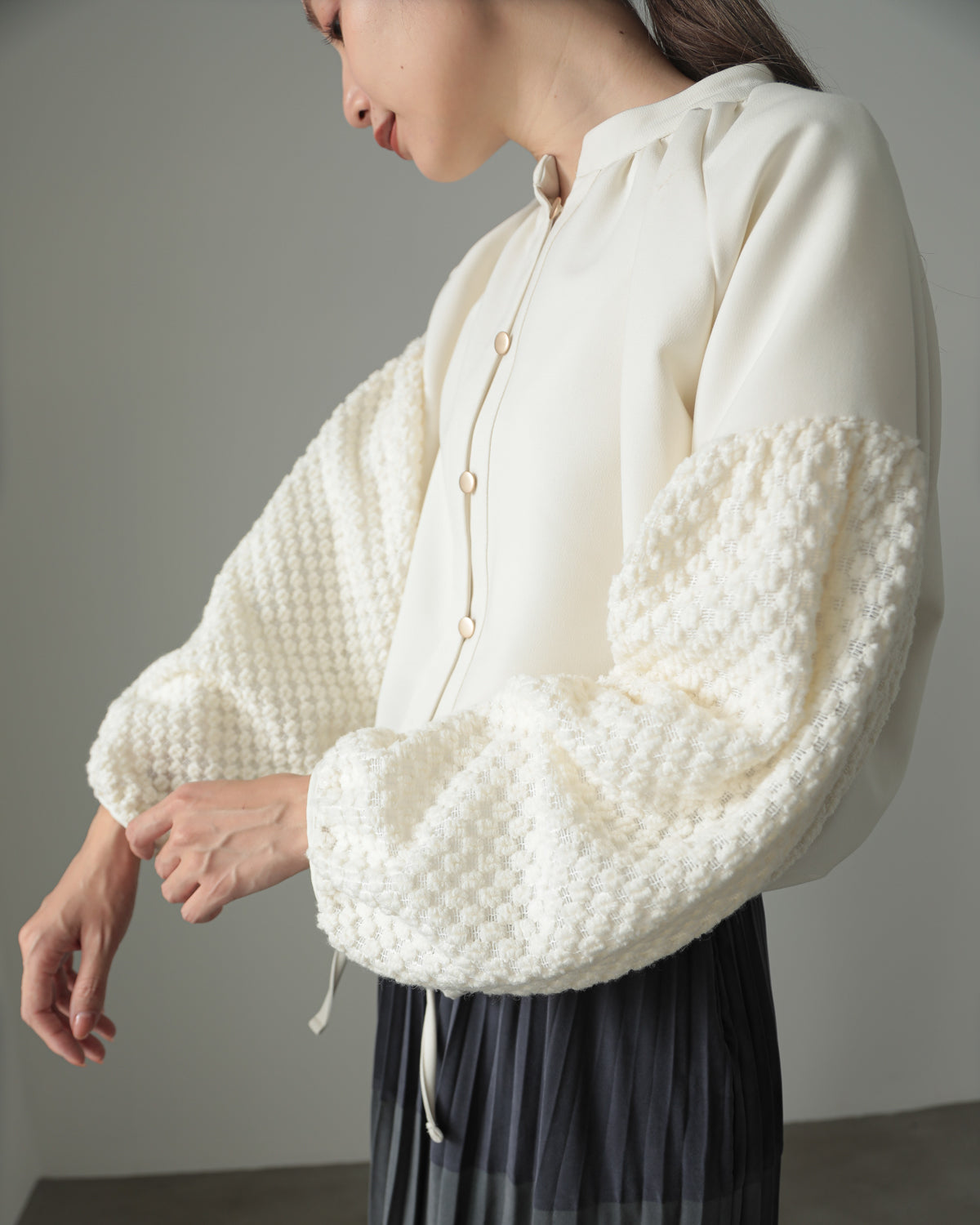 sleeve bulky blouse