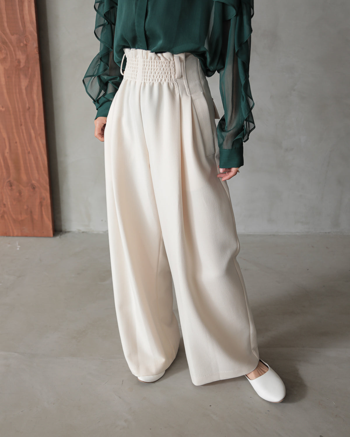 front waist ruched pants