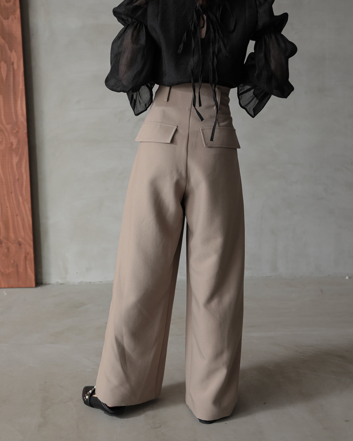 front waist ruched pants
