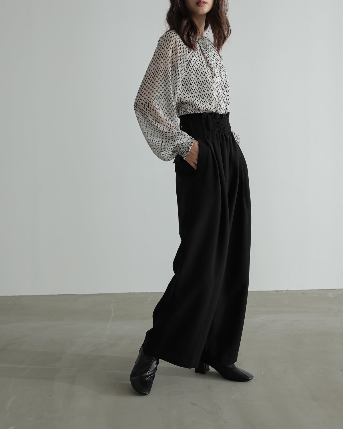 front waist ruched pants
