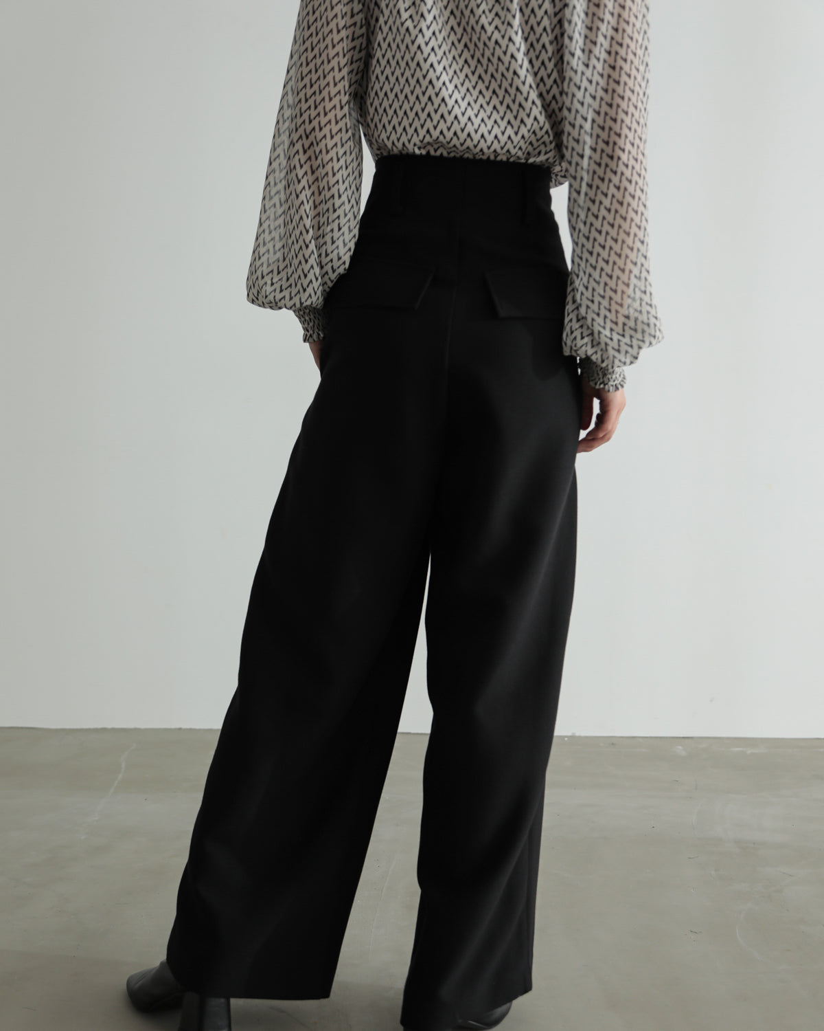 front waist ruched pants