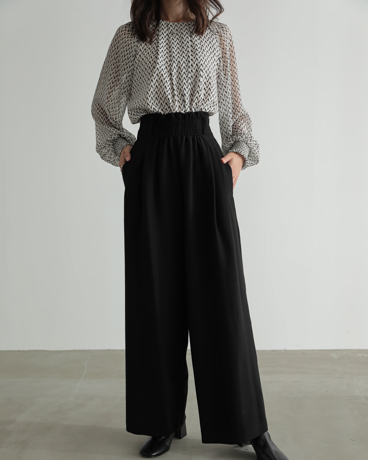 front waist ruched pants