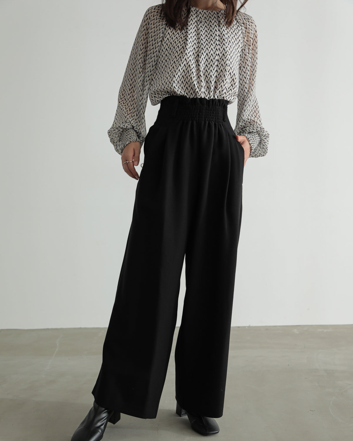 front waist ruched pants