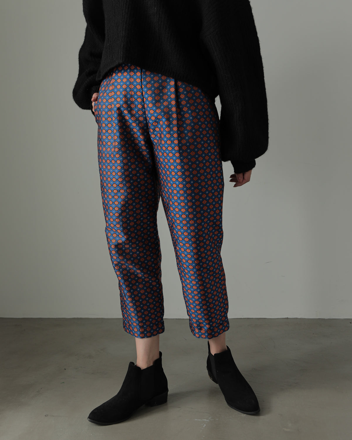 jacquard tapered pants