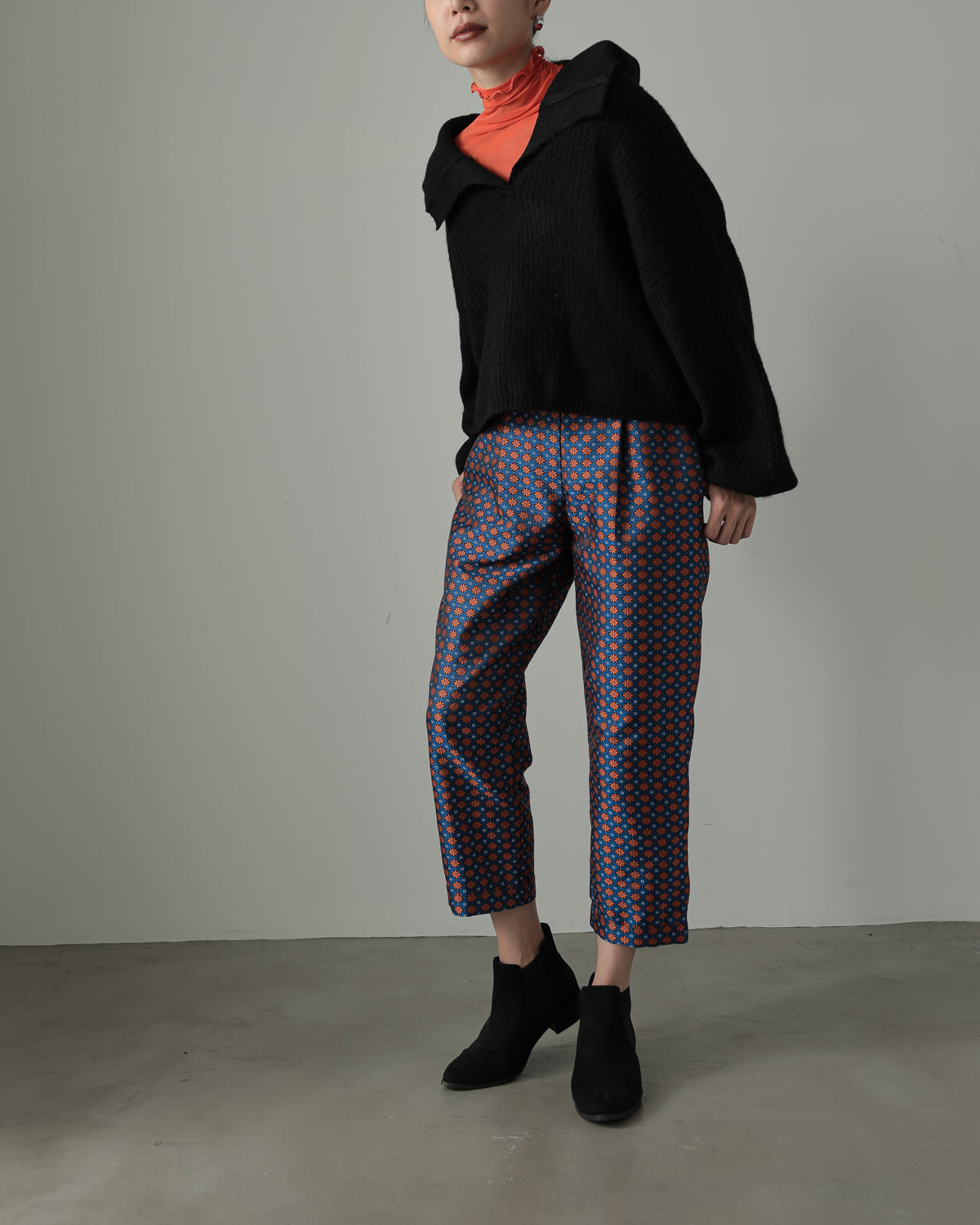 jacquard tapered pants
