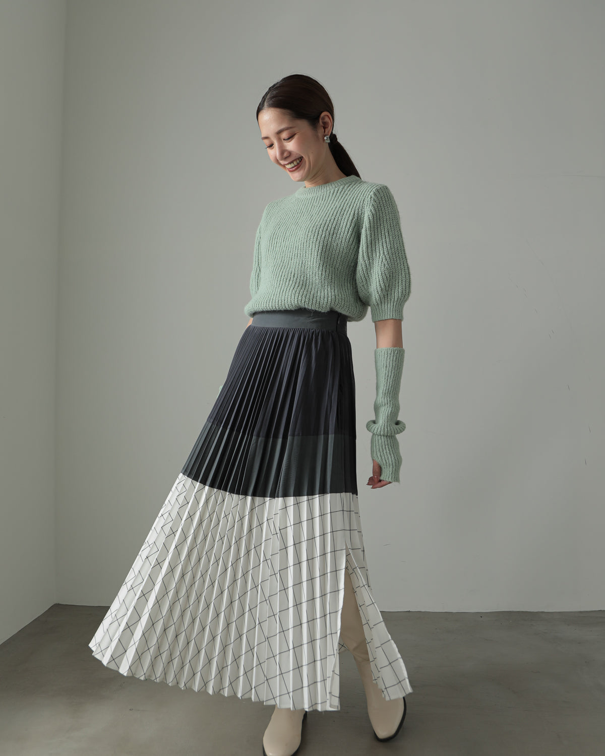 pleated color scheme skirt