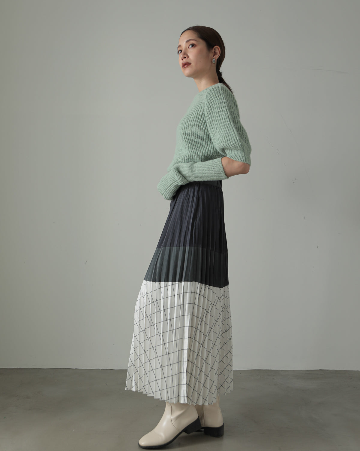 pleated color scheme skirt
