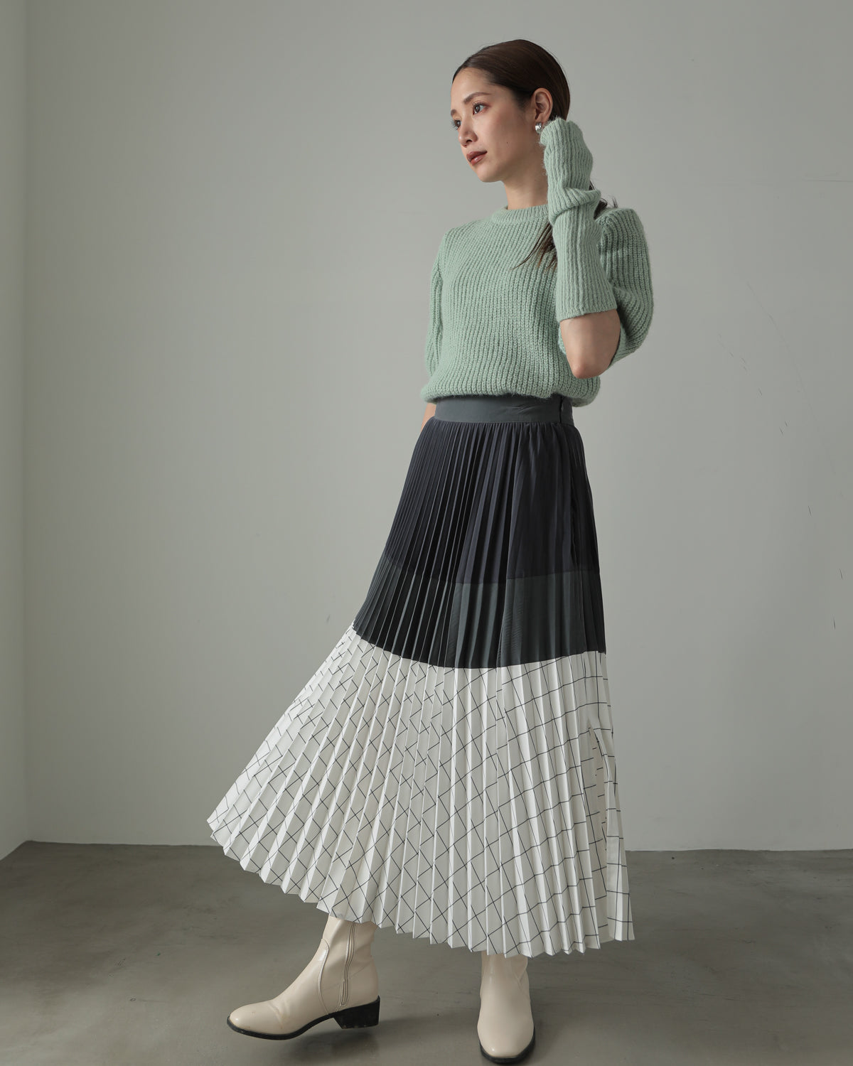 pleated color scheme skirt