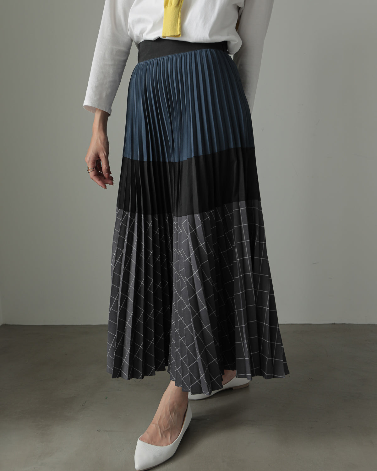 pleated color scheme skirt