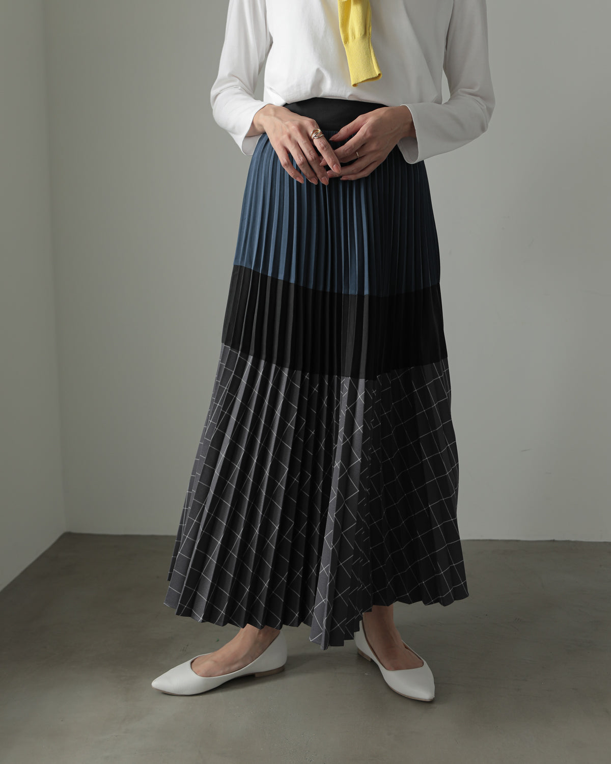 pleated color scheme skirt