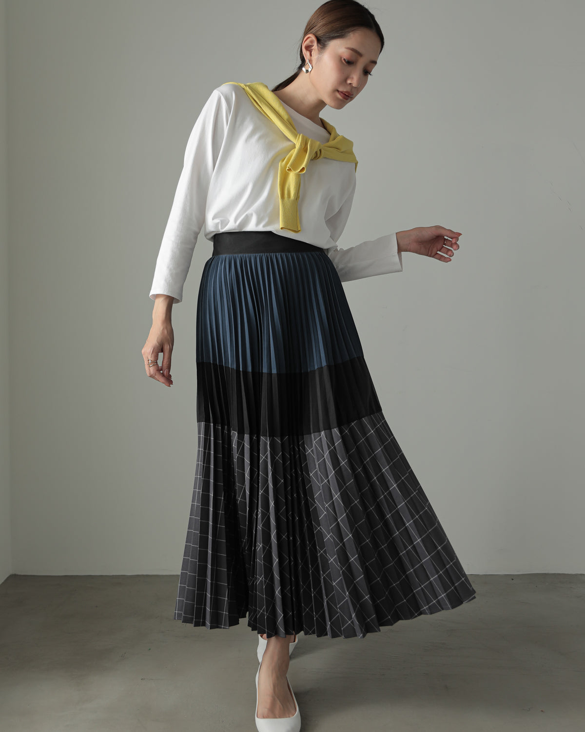 pleated color scheme skirt