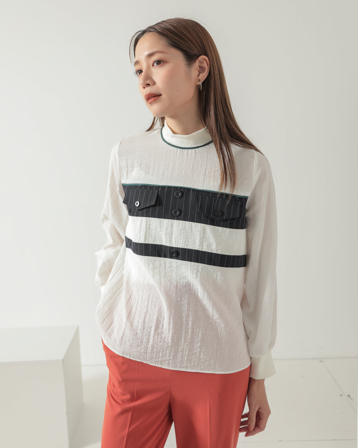 stripe switching high neck