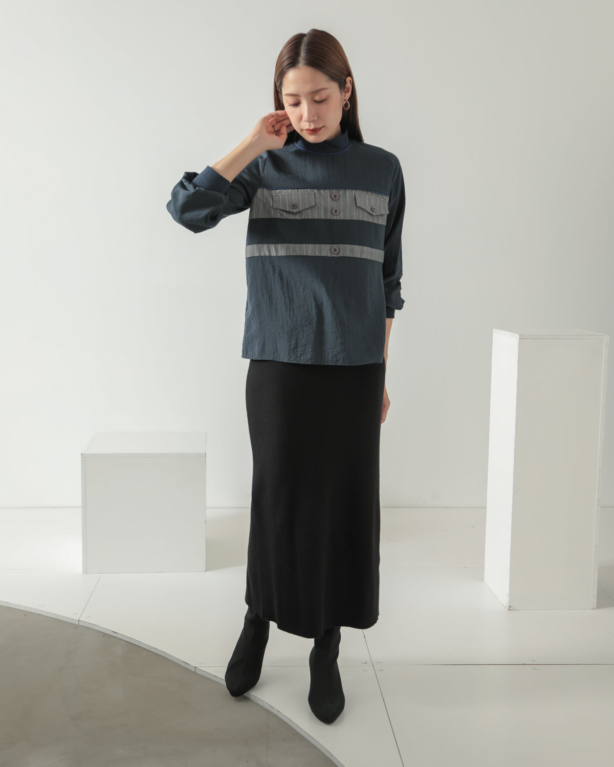 stripe switching high neck