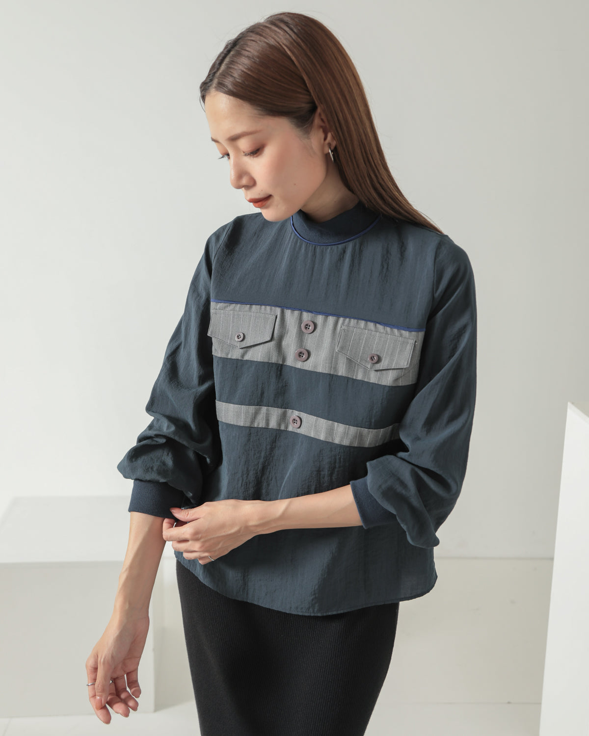 stripe switching high neck