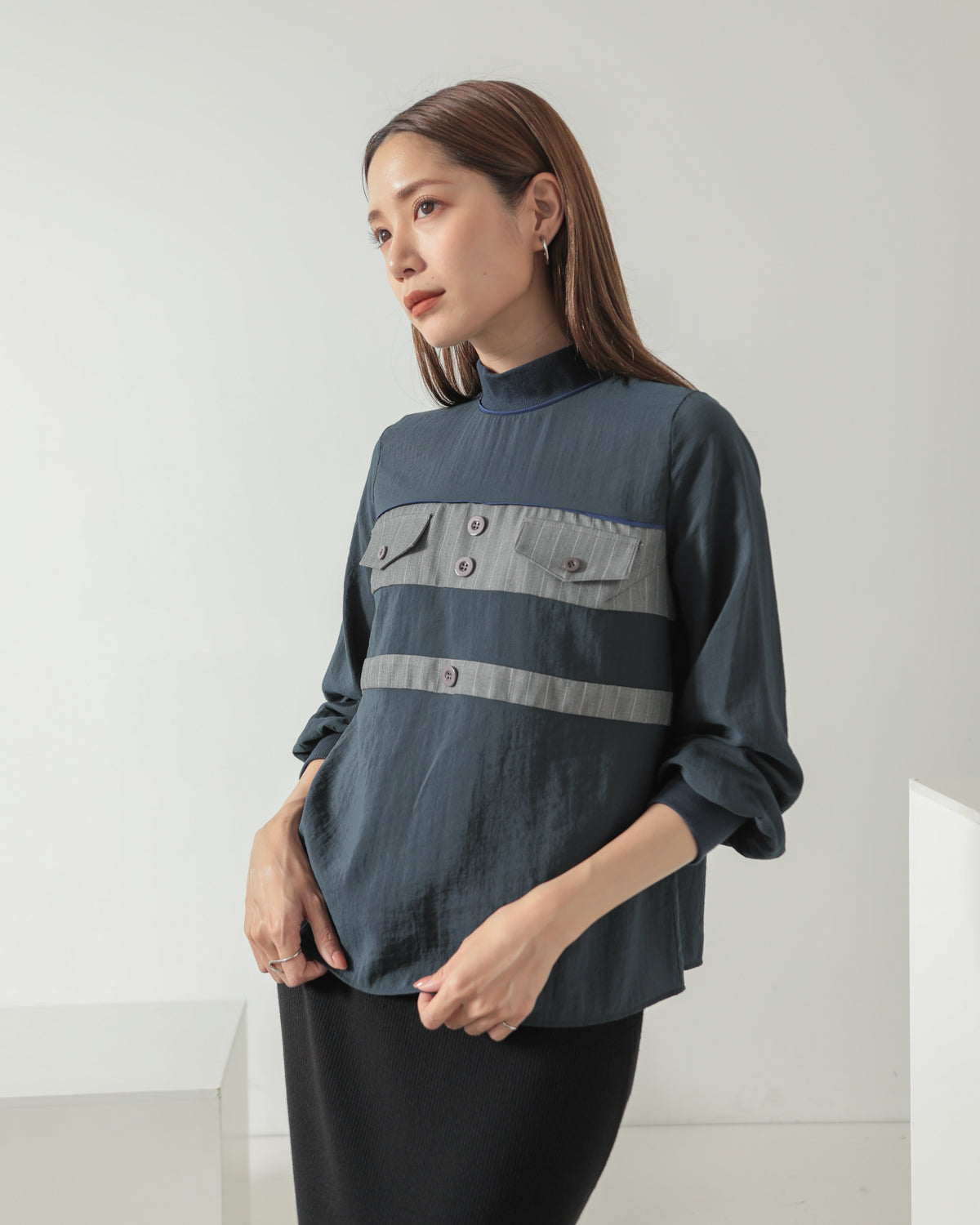 stripe switching high neck