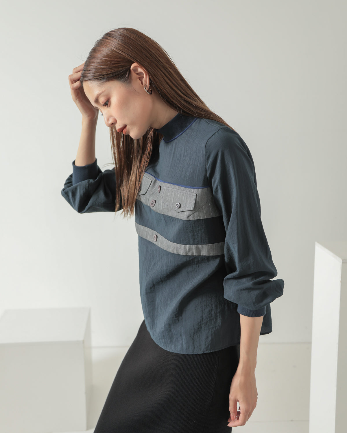 stripe switching high neck