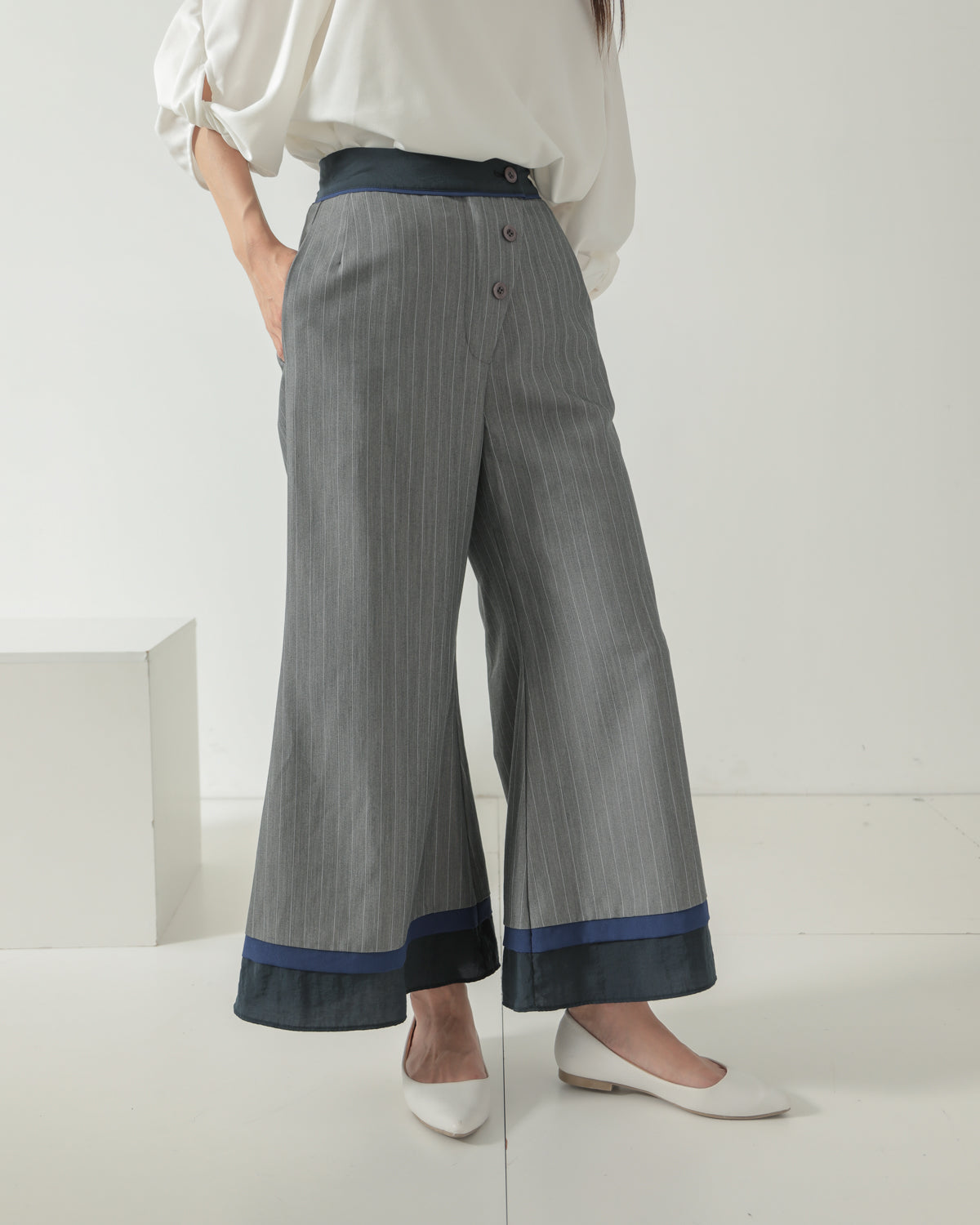 striped pants