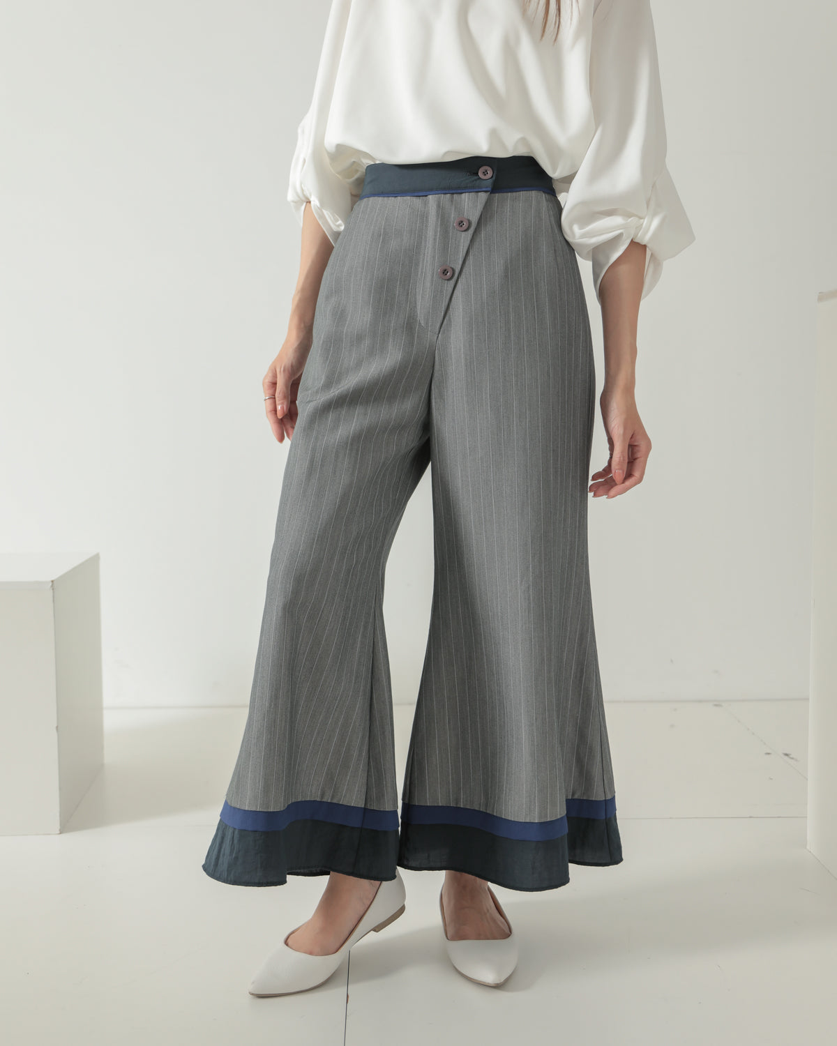 striped pants