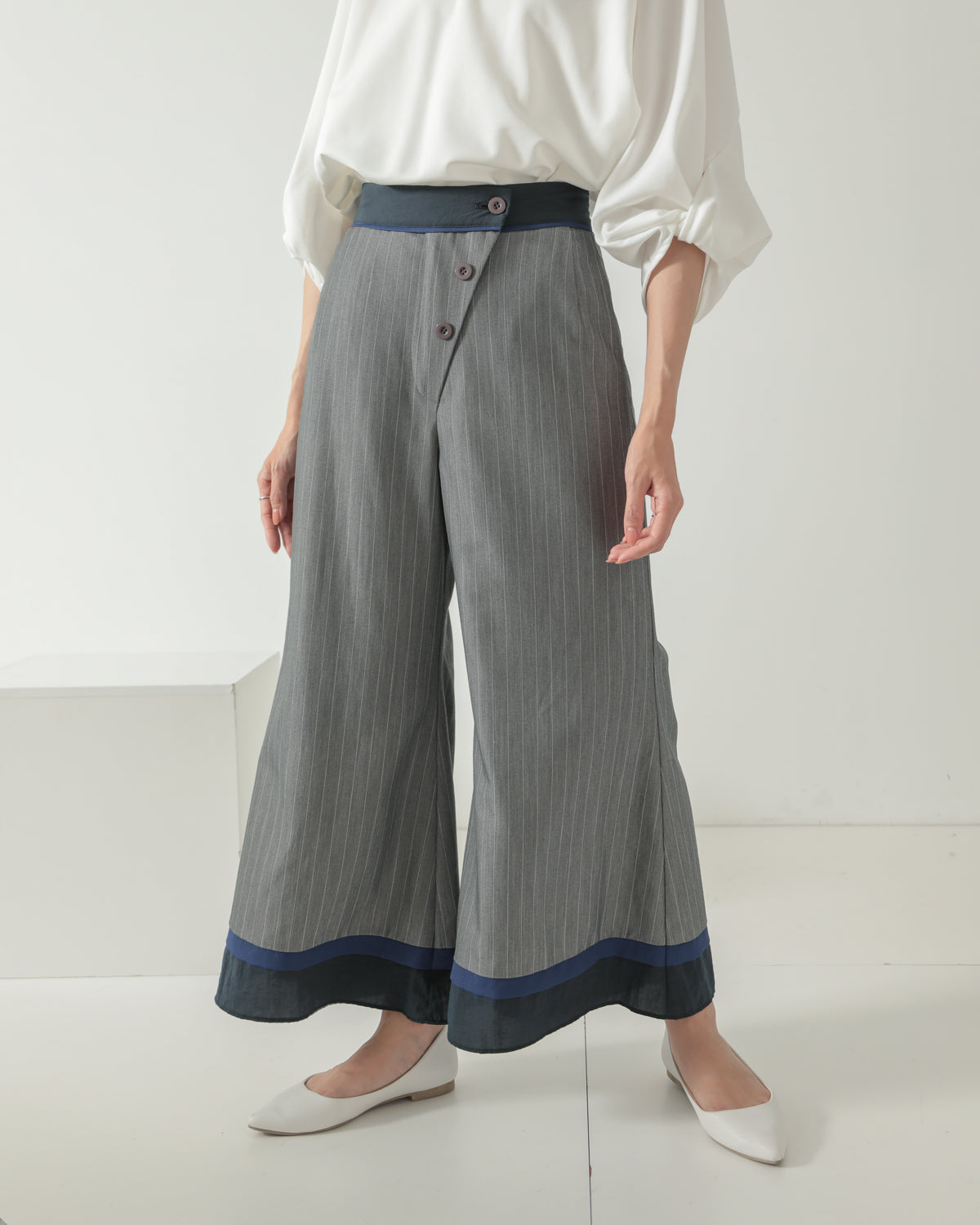 striped pants