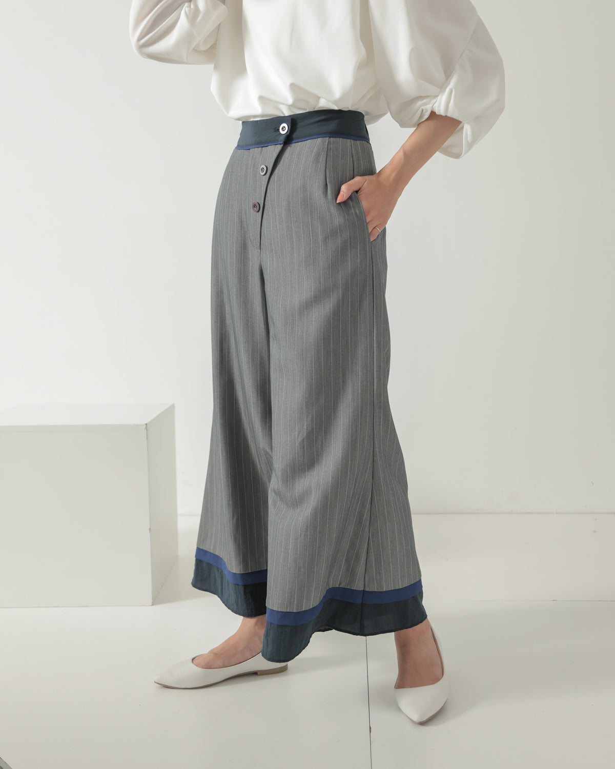 striped pants