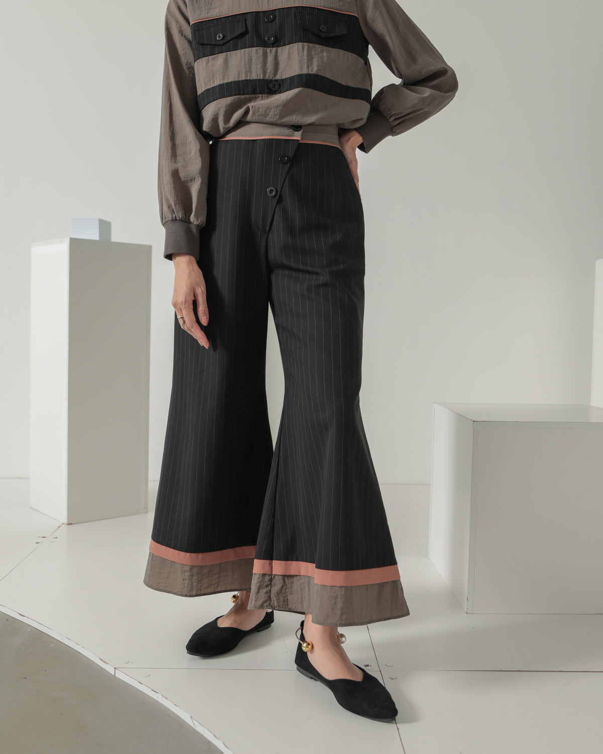 striped pants