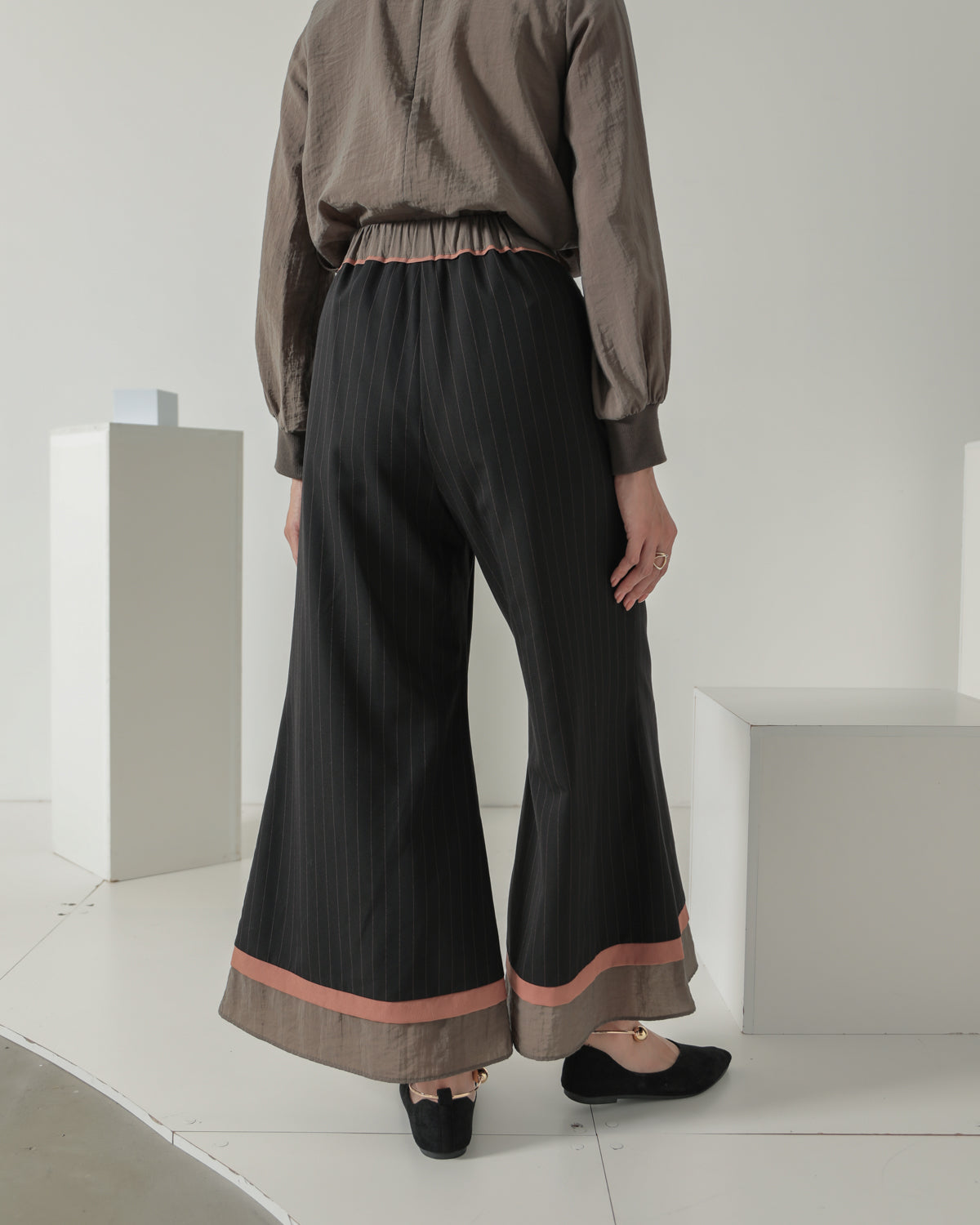 striped pants