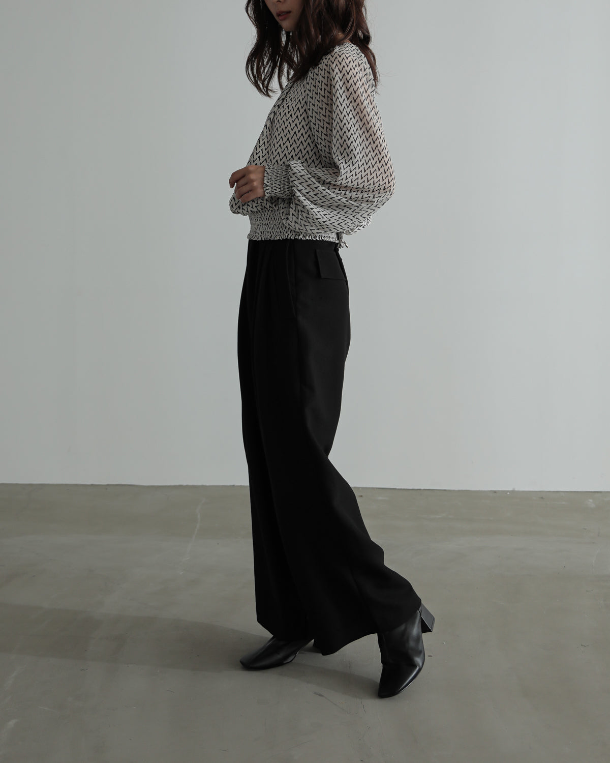 shirred printed hem blouse