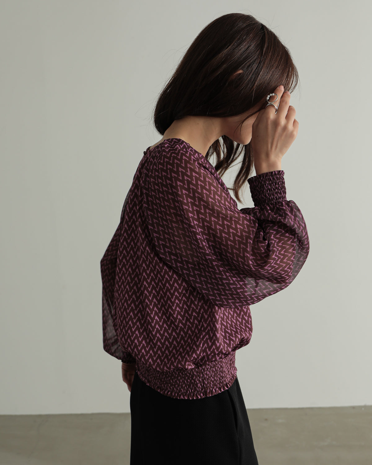 shirred printed hem blouse
