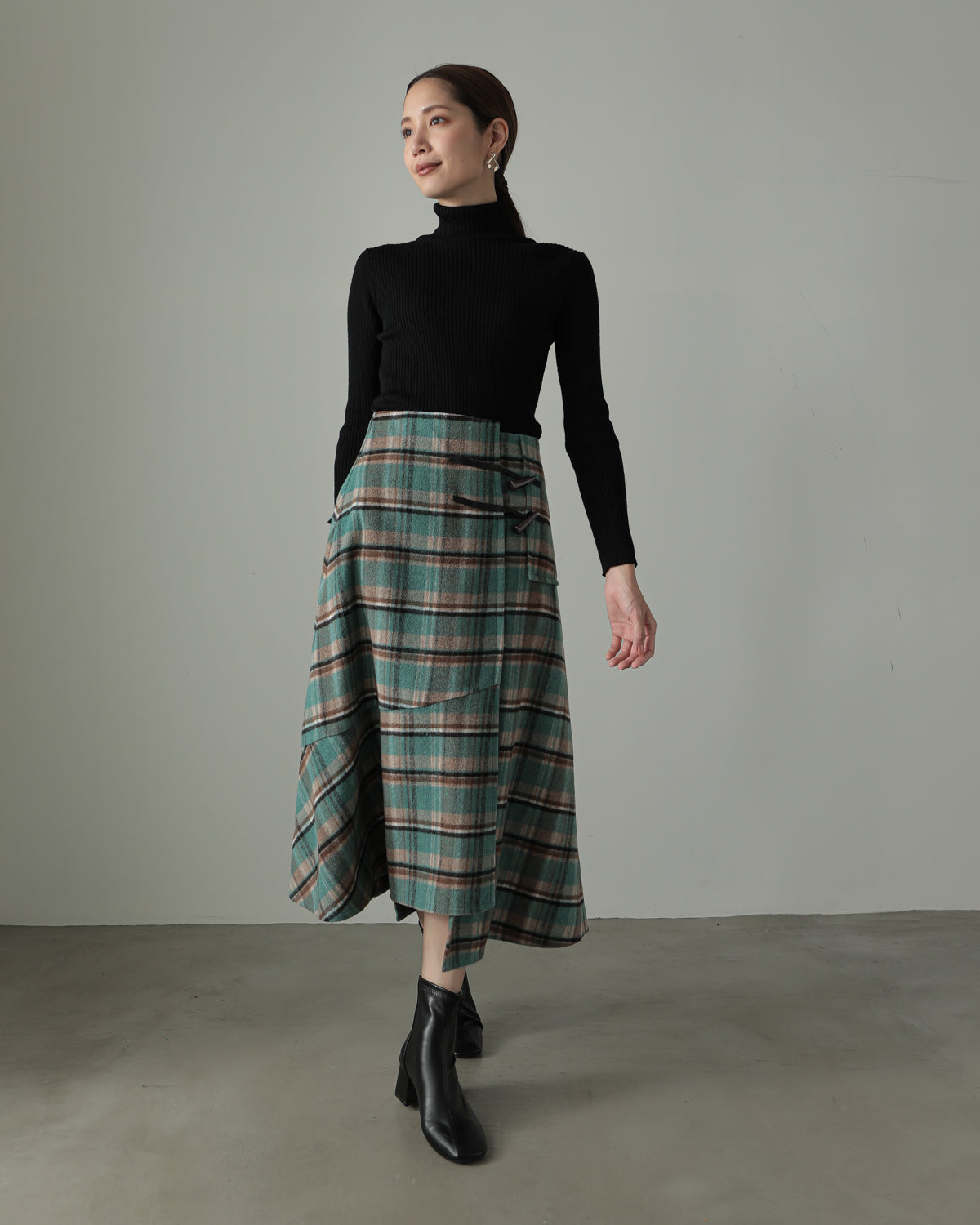 toggle check skirt