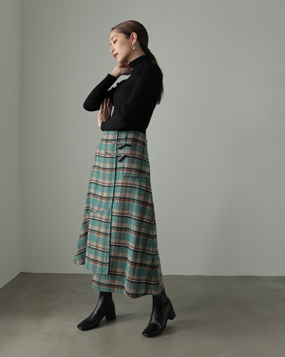 toggle check skirt
