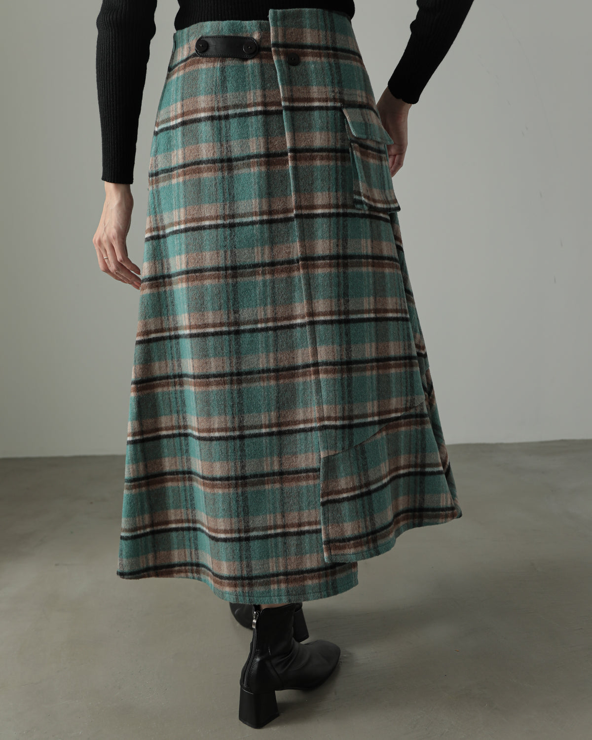 toggle check skirt