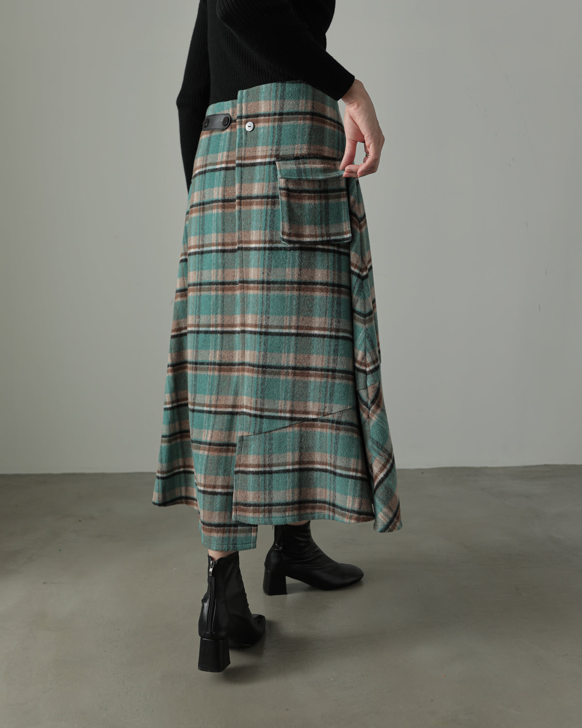 toggle check skirt
