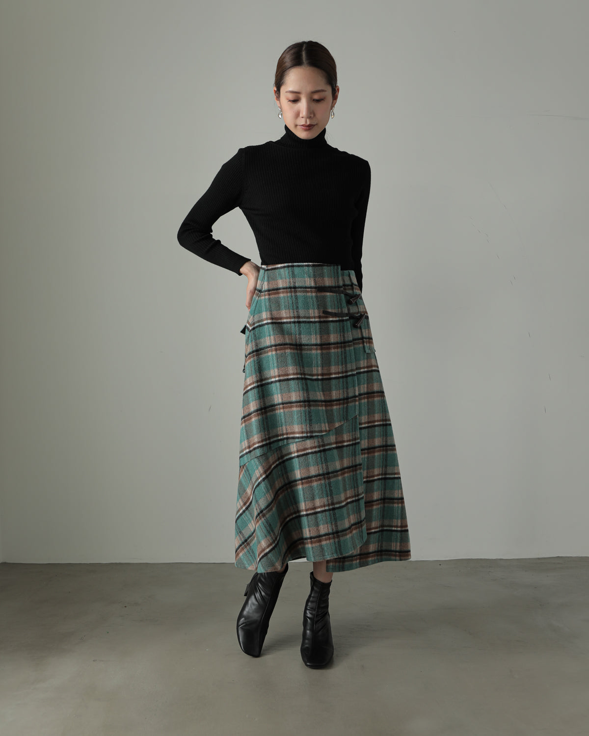 toggle check skirt