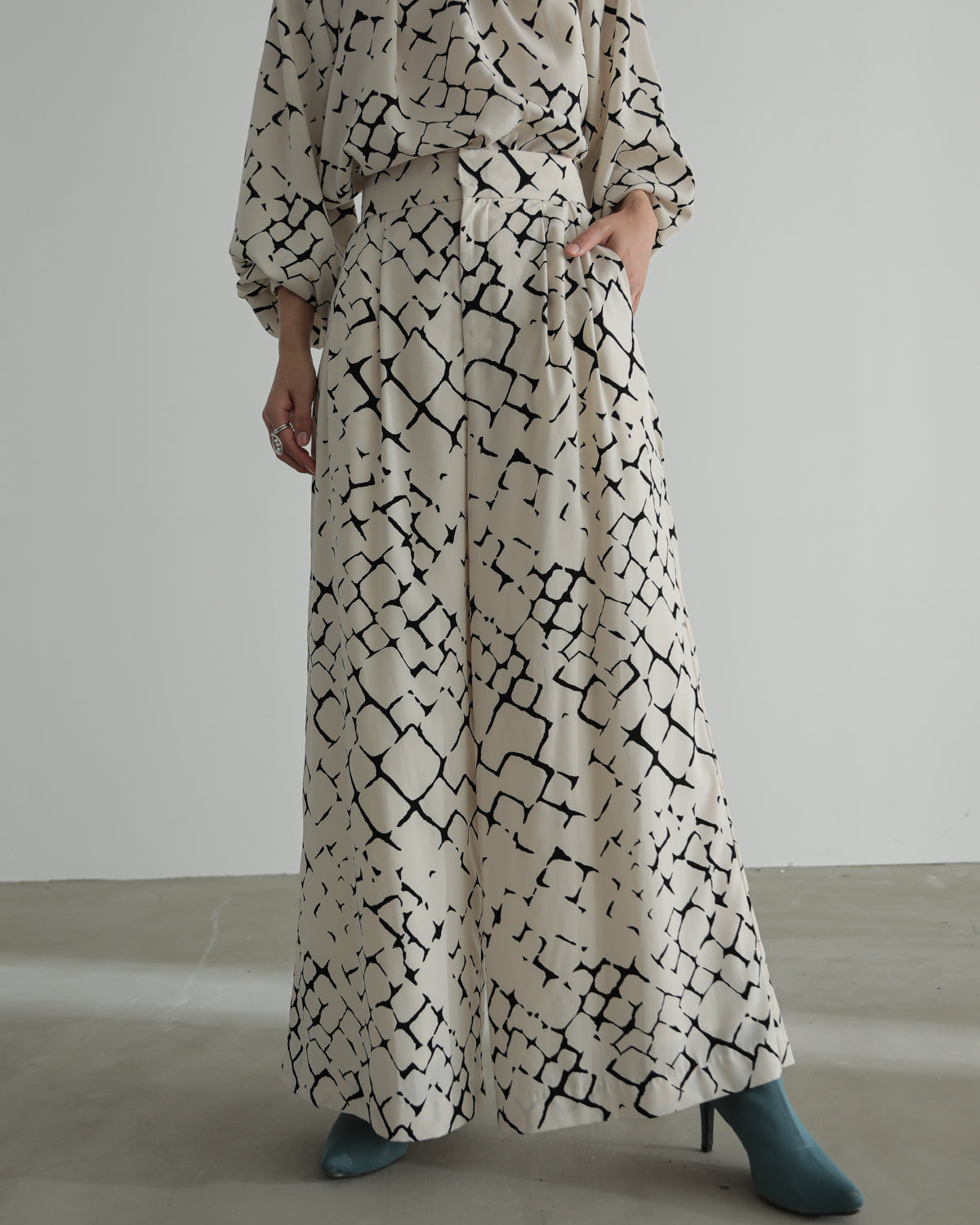 giraffe print PT