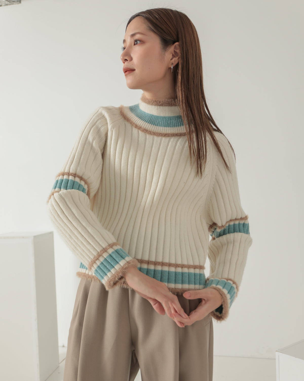 color combination ribbed pullover