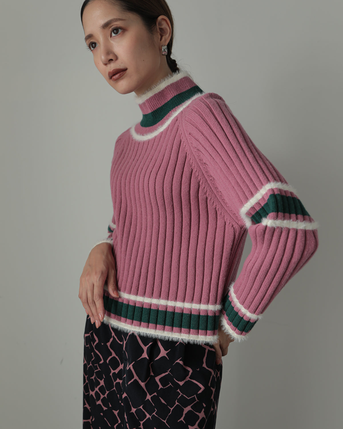 color combination ribbed pullover