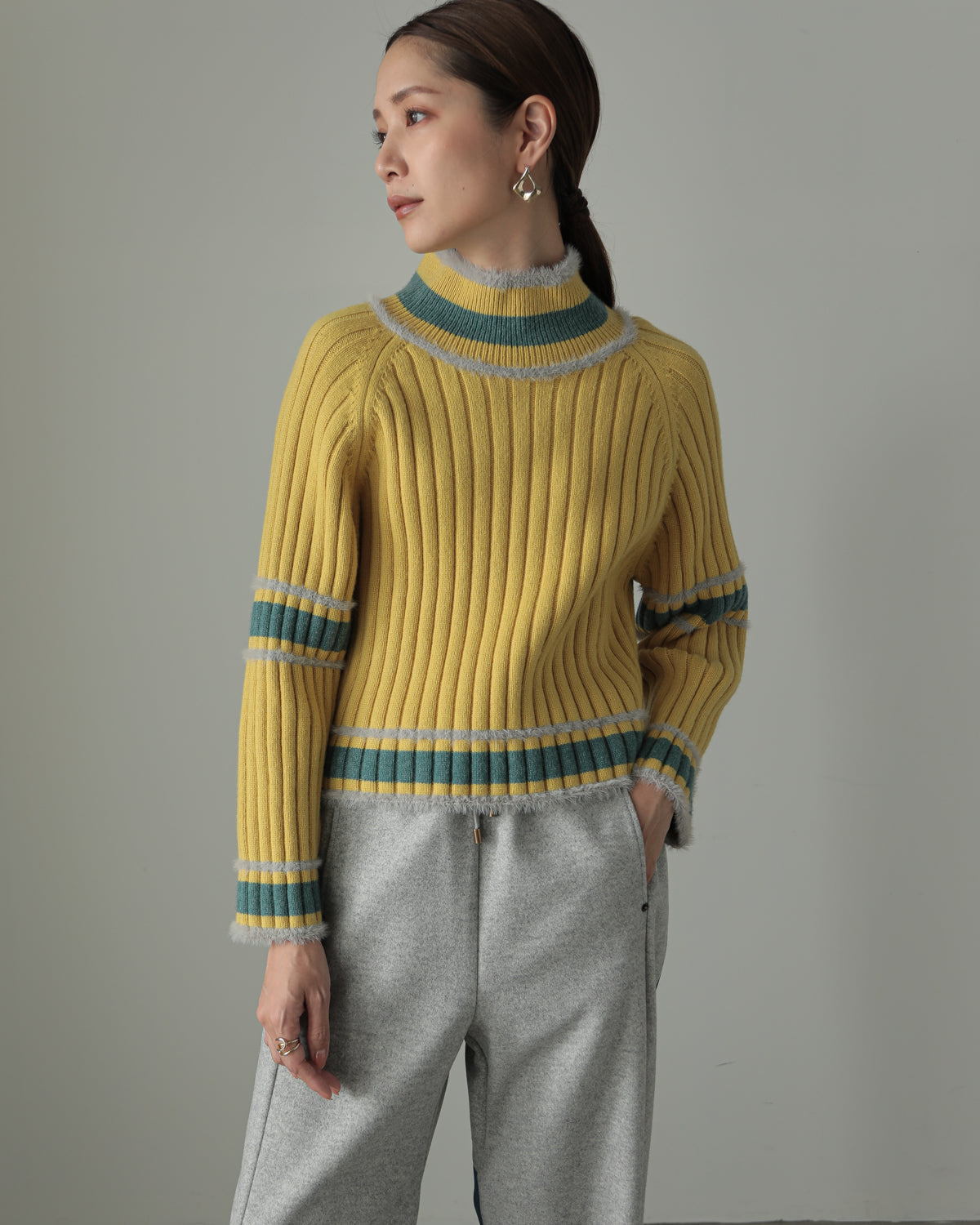 color combination ribbed pullover