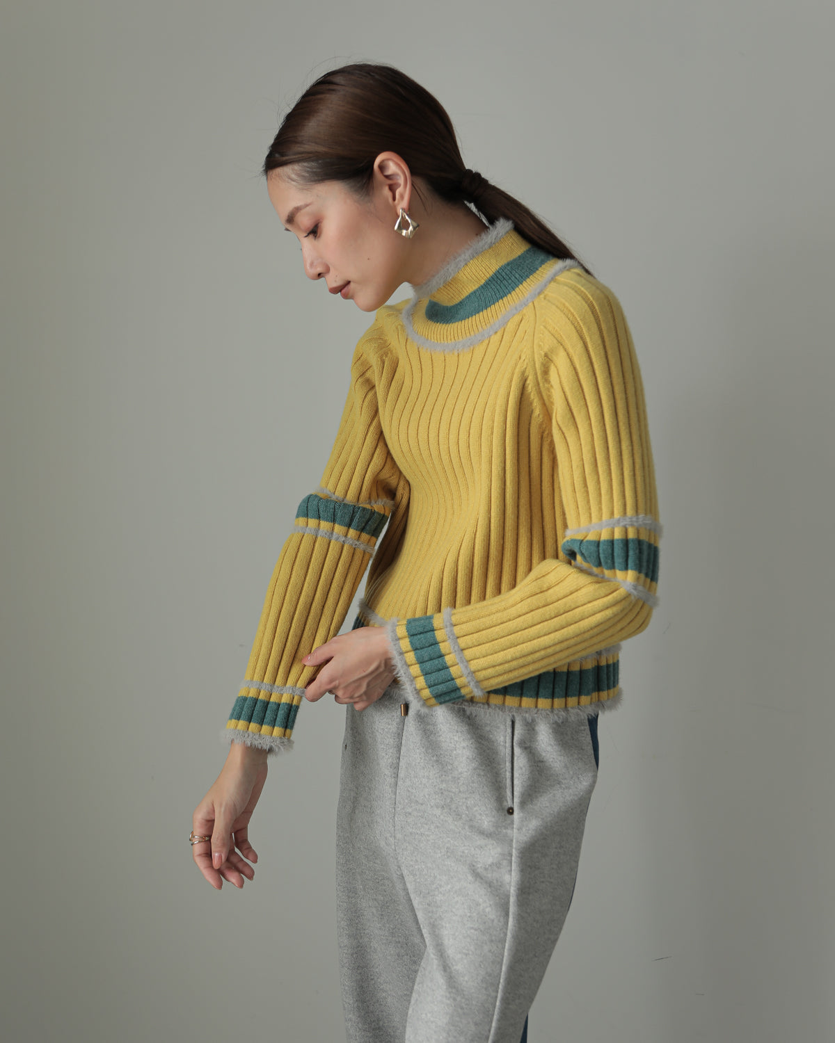 color combination ribbed pullover