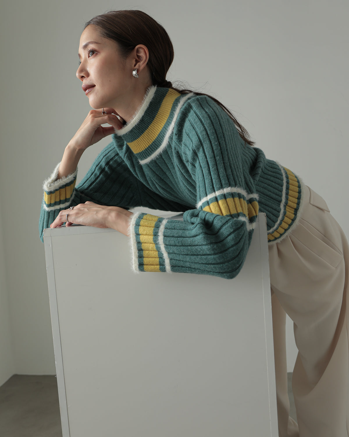 color combination ribbed pullover