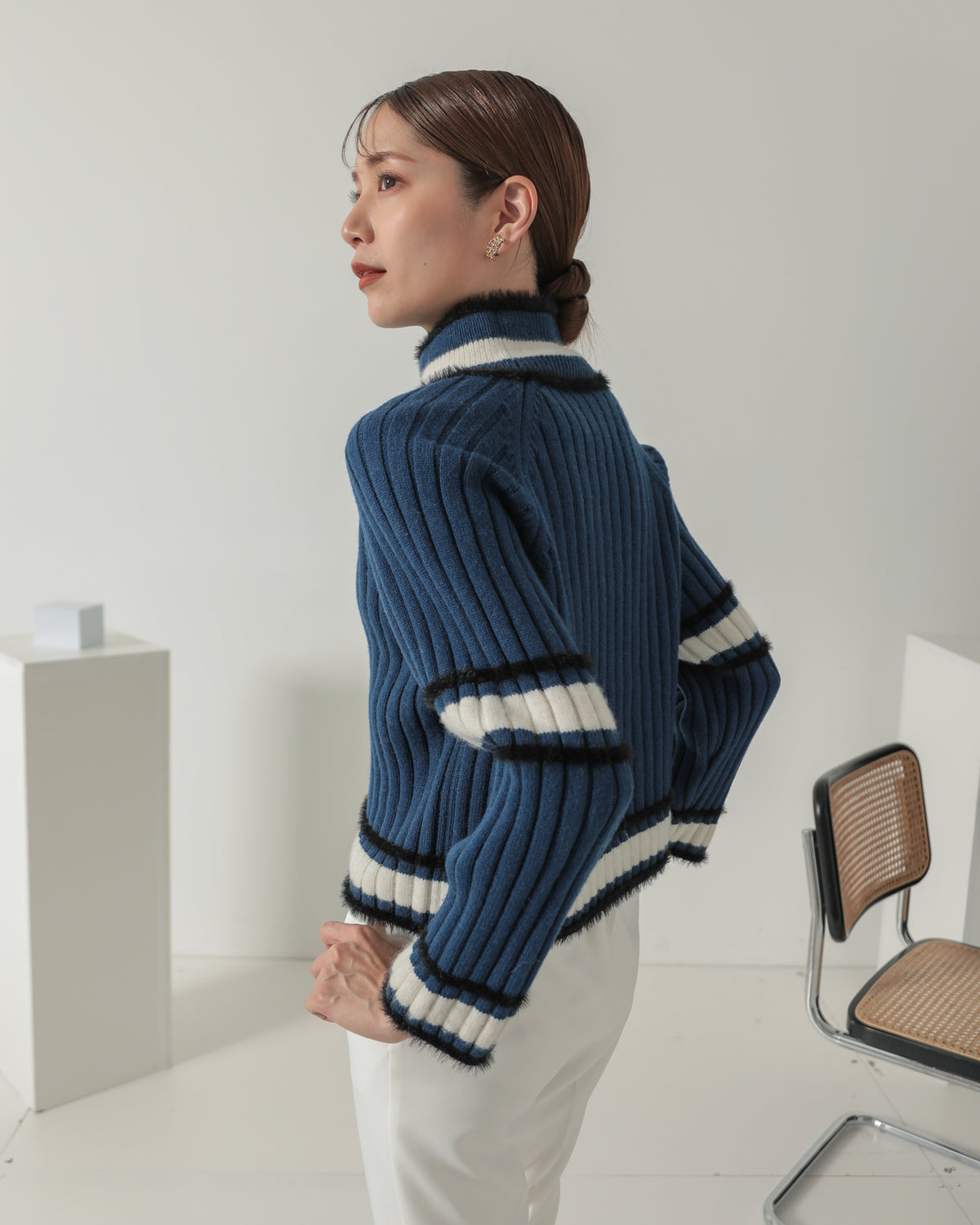 color combination ribbed pullover