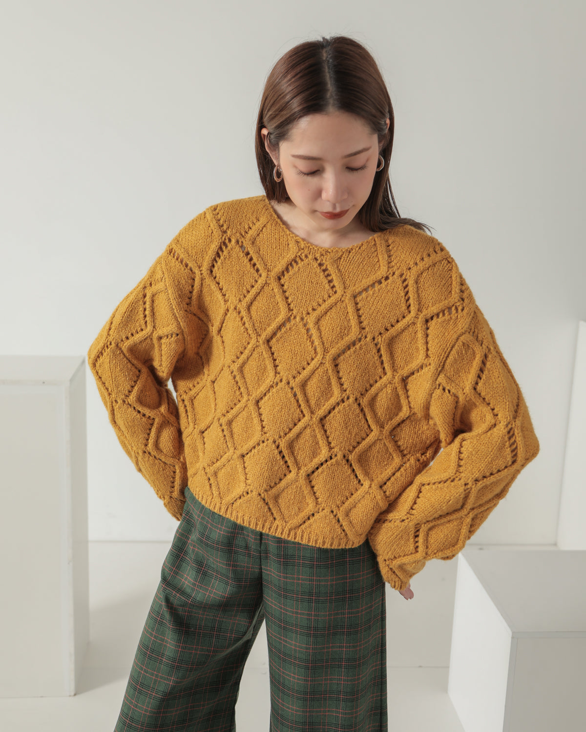 diamond pattern knitted pullover