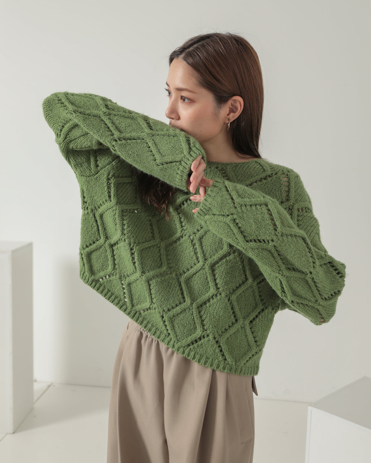diamond pattern knitted pullover