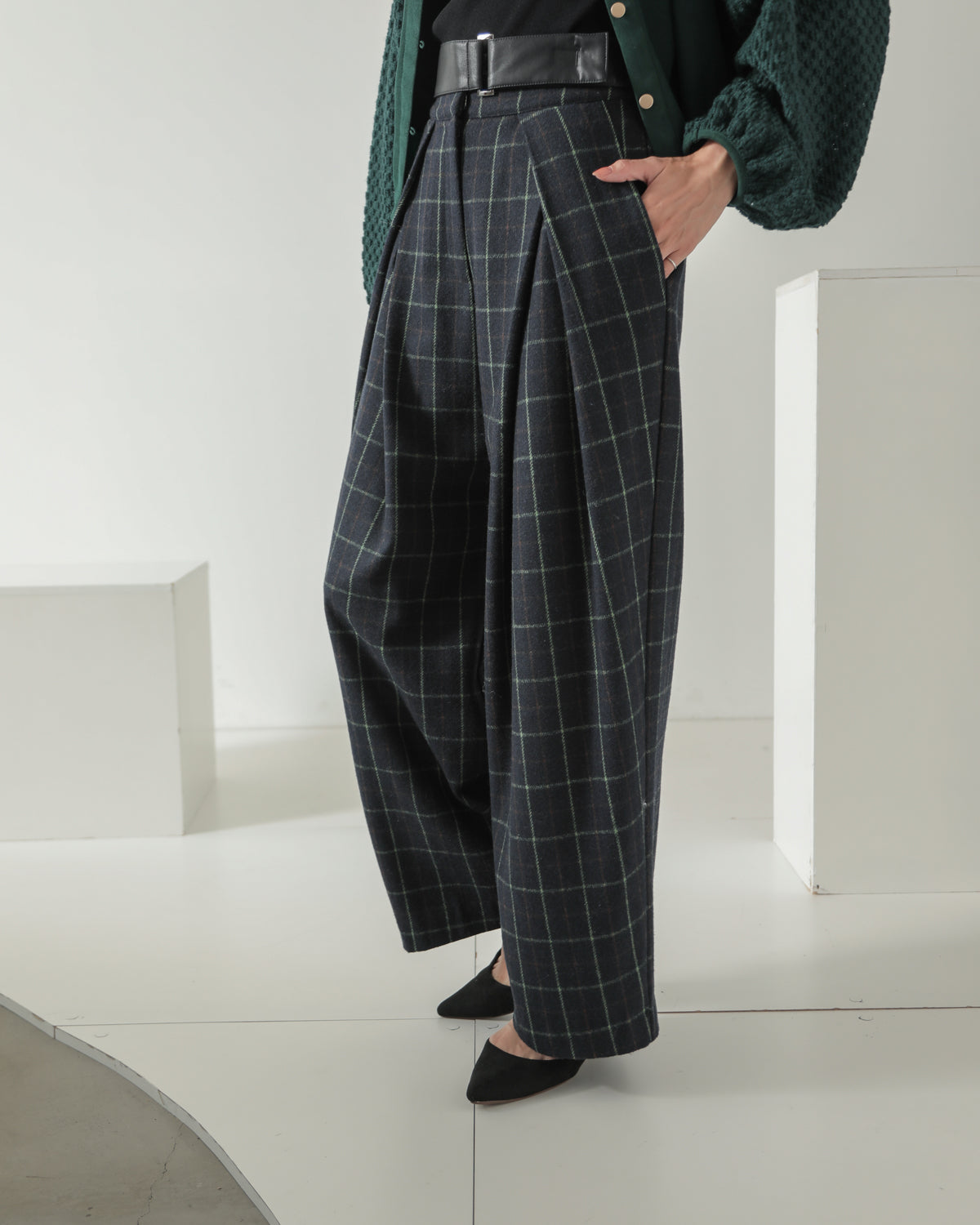 check pants with belt