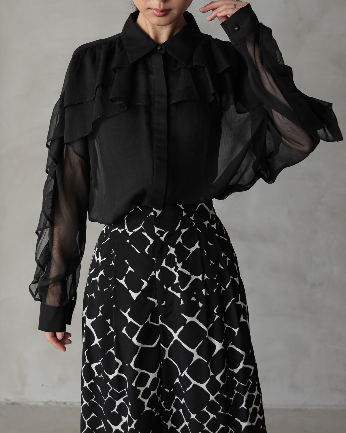 shirt collar frill blouse