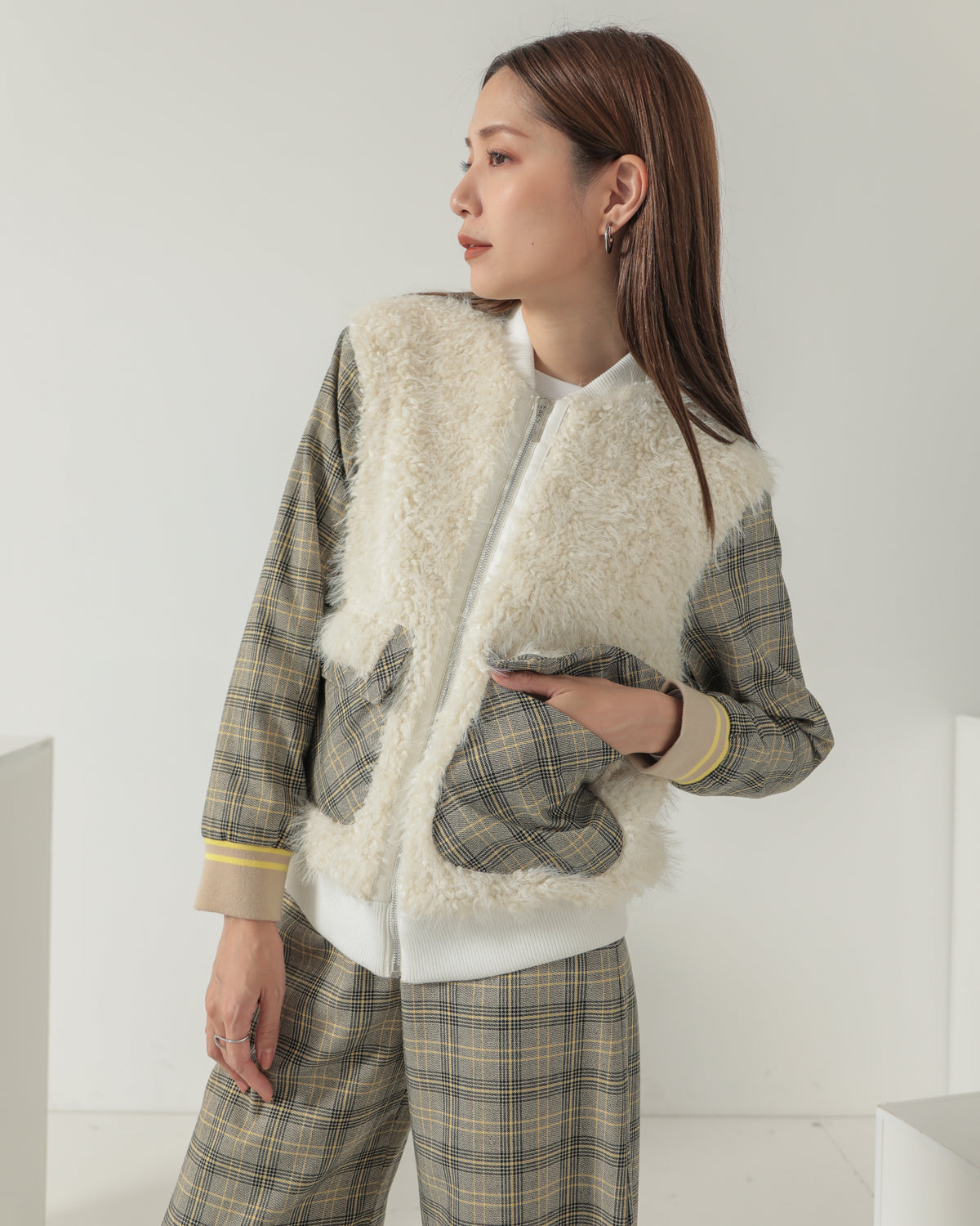 boa×check pattern jacket