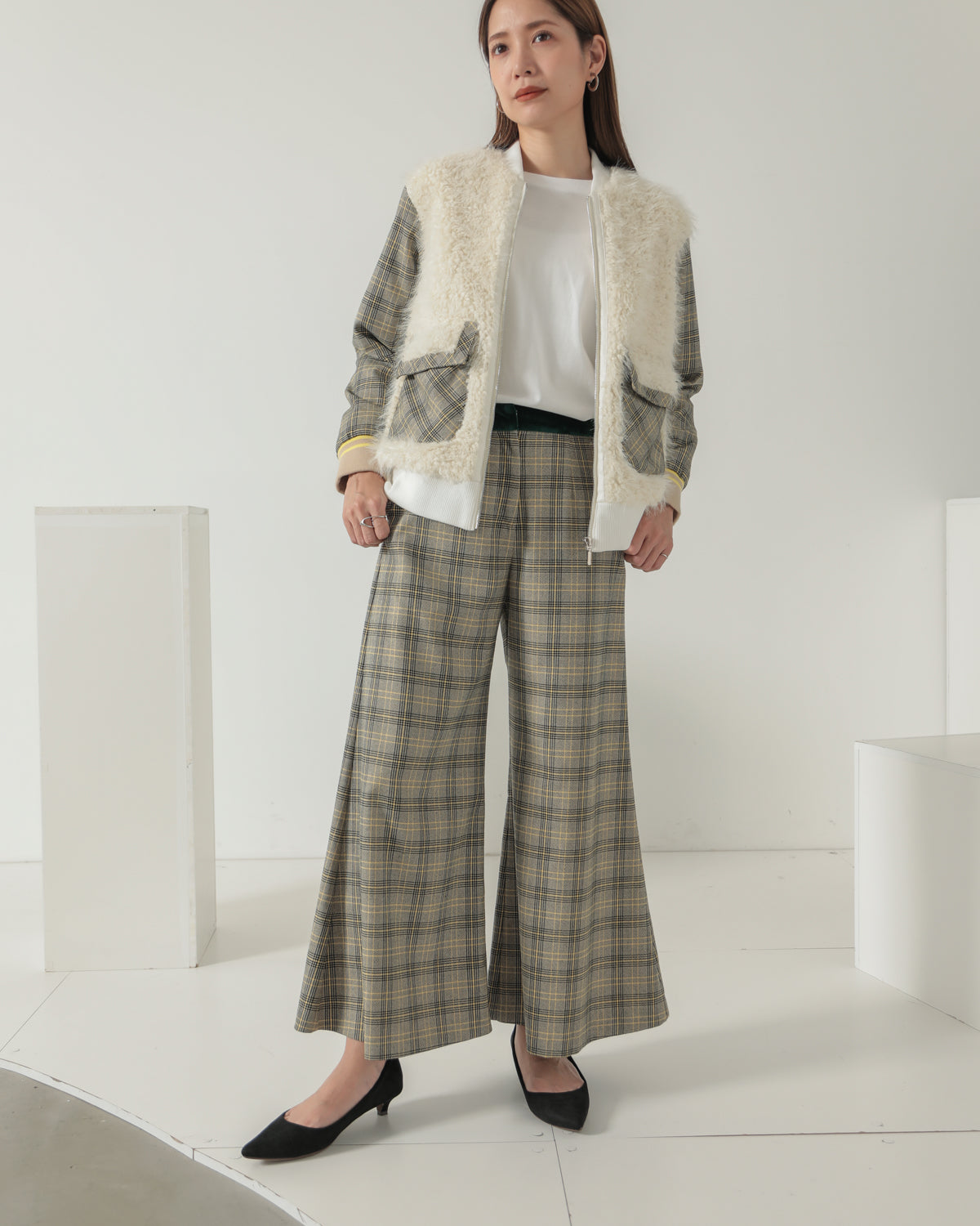 check pants