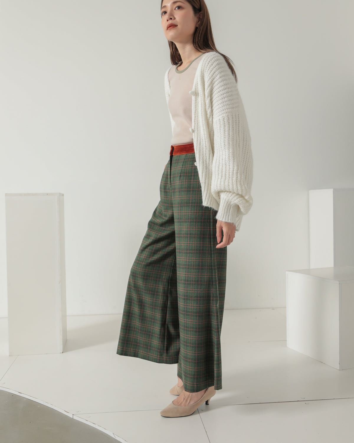 check pants