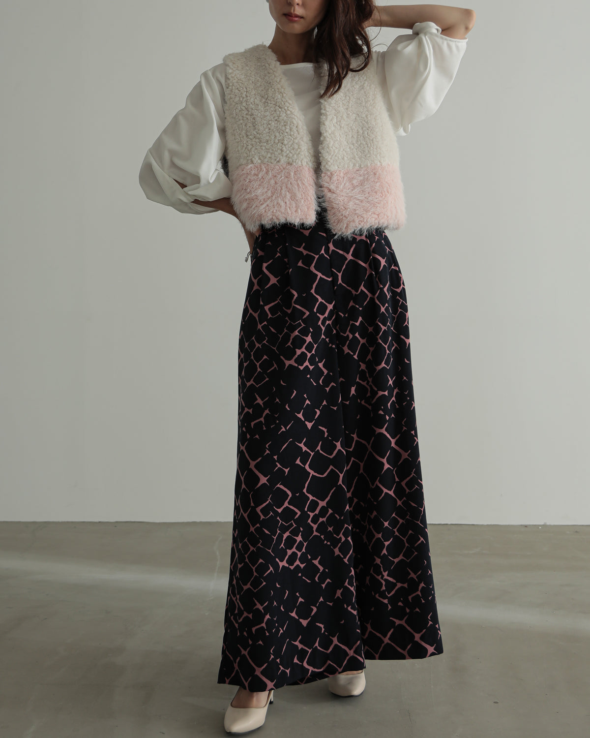 color scheme mokomoko vest